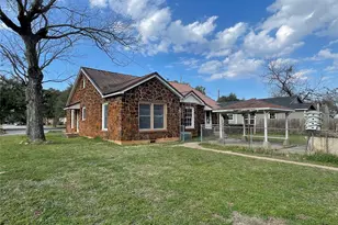 409 W Davis St, Hearne, TX 77859 - Photo 34