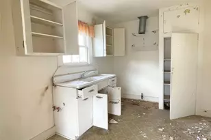 409 W Davis St, Hearne, TX 77859 - Photo 26