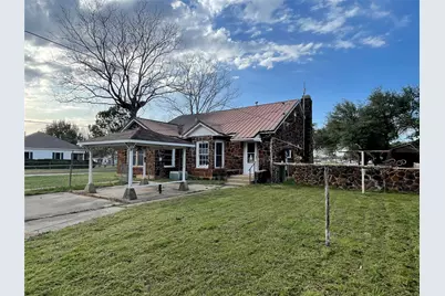 409 W Davis Street, Hearne, TX 77859 - Photo 36