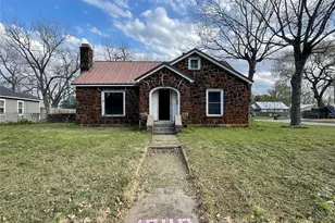 409 W Davis St, Hearne, TX 77859 - Photo 40