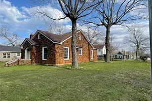 409 W Davis St, Hearne, TX 77859 - Photo 32