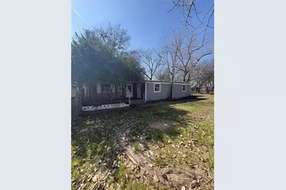 207 N Pearl Street, Whitney, TX 76692 - Photo 1