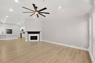 807 Lake Bridge Dr, Lake Dallas, TX 75065 - Photo 8