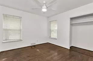 3727 Hawick Ln, Dallas, TX 75220 - Photo 6