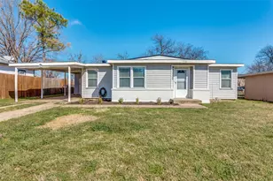 5721 Lenore St, Fort Worth, TX 76134 - Photo 4