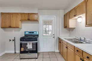 5721 Lenore St, Fort Worth, TX 76134 - Photo 16