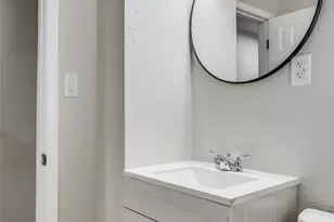 5721 Lenore St, Fort Worth, TX 76134 - Photo 16