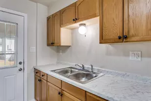 5721 Lenore St, Fort Worth, TX 76134 - Photo 10