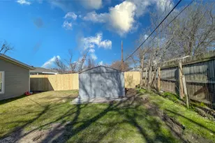 1012 Comal Ave, White Settlement, TX 76108 - Photo 24