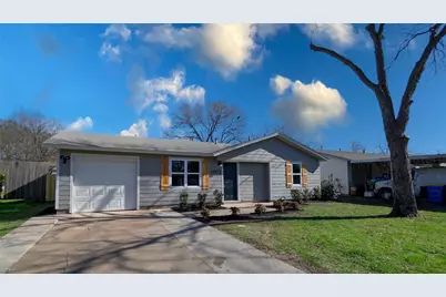 1012 Comal Avenue, White Settlement, TX 76108 - Photo 2