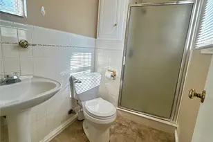 406 NW 5th St, Hubbard, TX 76648 - Photo 18