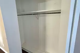 406 NW 5th St, Hubbard, TX 76648 - Photo 6