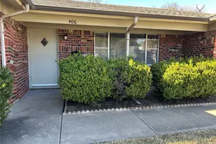 406 NW 5th St, Hubbard, TX 76648 - Photo 2