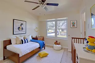 2421 Claremont Dr, Grand Prairie, TX 75052 - Photo 14