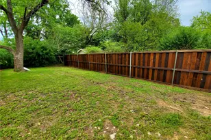 2115 Glenwood Ln, Denton, TX 76209 - Photo 2