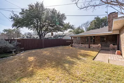 10146 Coveridge Drive, Dallas, TX 75238 - Photo 26