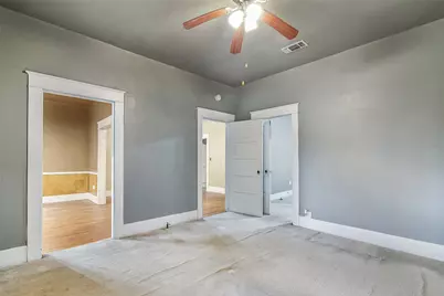 607 E Main Street, Whitesboro, TX 76273 - Photo 18