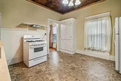 607 E Main Street, Whitesboro, TX 76273 - Photo 10