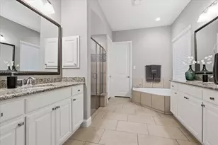 2352 Stallion St, Carrollton, TX 75010 - Photo 16