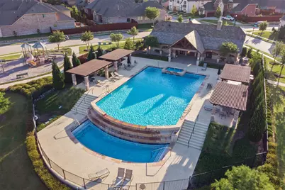 2352 Stallion Street, Carrollton, TX 75010 - Photo 30