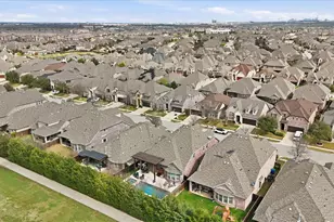 2352 Stallion St, Carrollton, TX 75010 - Photo 4