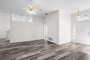 315 Myrtle Ave, Waxahachie, TX 75165 - Photo 8