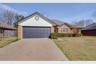 315 Myrtle Avenue, Waxahachie, TX 75165 - Photo 2