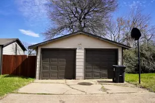 515 Taylor St, Arlington, TX 76011 - Photo 10