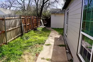 515 Taylor St, Arlington, TX 76011 - Photo 16