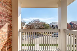 1727 E Branch Hollow Dr, Carrollton, TX 75007 - Photo 36