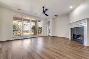 1727 E Branch Hollow Dr, Carrollton, TX 75007 - Photo 12