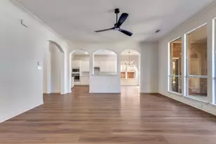 1727 E Branch Hollow Dr, Carrollton, TX 75007 - Photo 14