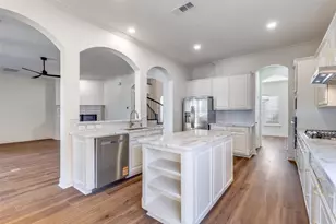 1727 E Branch Hollow Dr, Carrollton, TX 75007 - Photo 18