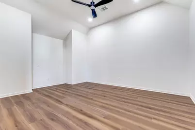 1727 E Branch Hollow Drive, Carrollton, TX 75007 - Photo 30