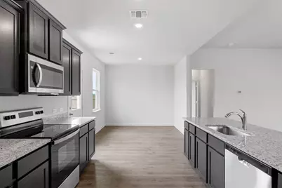 10137 Throttle Lane, Fort Worth, TX 76131 - Photo 4