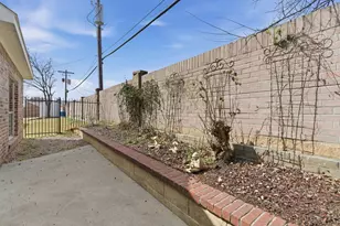 813 Chase Cir, Hurst, TX 76053 - Photo 36