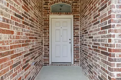 813 Chase Circle, Hurst, TX 76053 - Photo 4