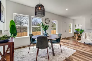 2621 Hillside Dr, Granbury, TX 76048 - Photo 4