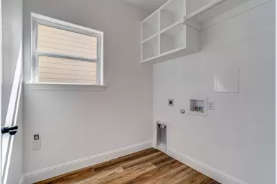 2621 Hillside Drive, Granbury, TX 76048 - Photo 12