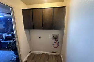 1905 Powderhorn Dr, Garland, TX 75044 - Photo 8