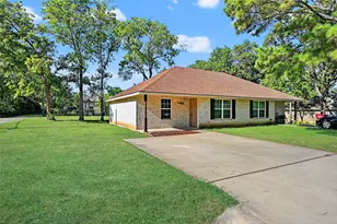 712 Seven Oaks Rd, Bonham, TX 75418 - Photo 2