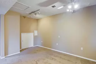 1820 Greenspring Cir, Garland, TX 75044 - Photo 20