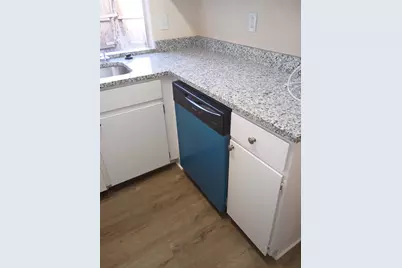 2620 Santa Barbara Drive, Grand Prairie, TX 75052 - Photo 10