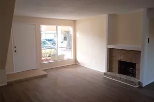 2620 Santa Barbara Dr, Grand Prairie, TX 75052 - Photo 4