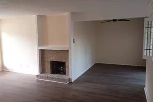 2620 Santa Barbara Dr, Grand Prairie, TX 75052 - Photo 6