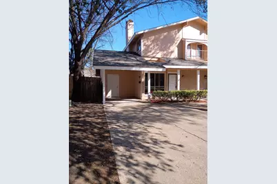 2620 Santa Barbara Drive, Grand Prairie, TX 75052 - Photo 2
