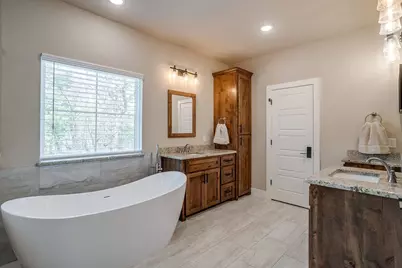 322 Mountain View Court, Sunset, TX 76270 - Photo 24