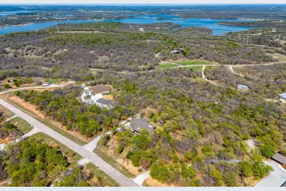 322 Mountain View Court, Sunset, TX 76270 - Photo 2