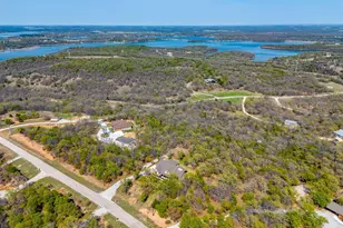 322 Mountainview Ct, Sunset, TX 76270 - Photo 2