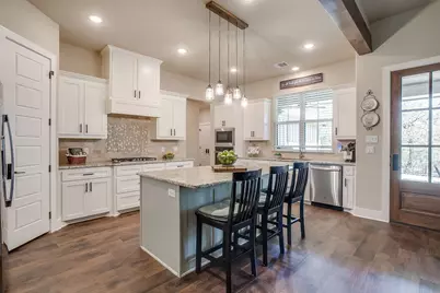 322 Mountain View Court, Sunset, TX 76270 - Photo 14